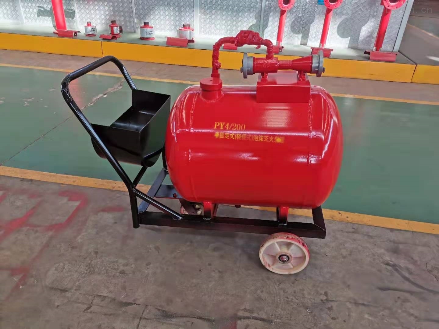 产品库 机械设备 建筑工程机械 其他 py4/300 移动式泡沫灭火装置订金